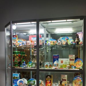 Сувенирный киоск Сувенирный киоск